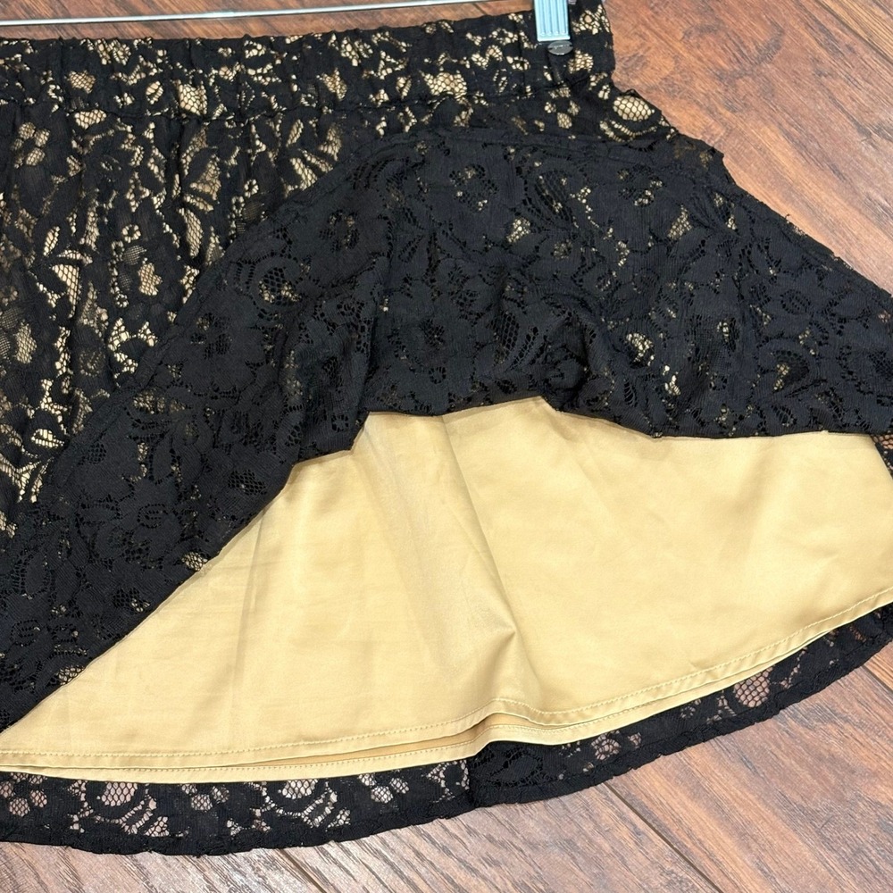 Guess Black‎ Lace Skater Mini Skirt Medium Fairy Grunge Indie Sleaze Y2K Goth - Picture 6 of 12